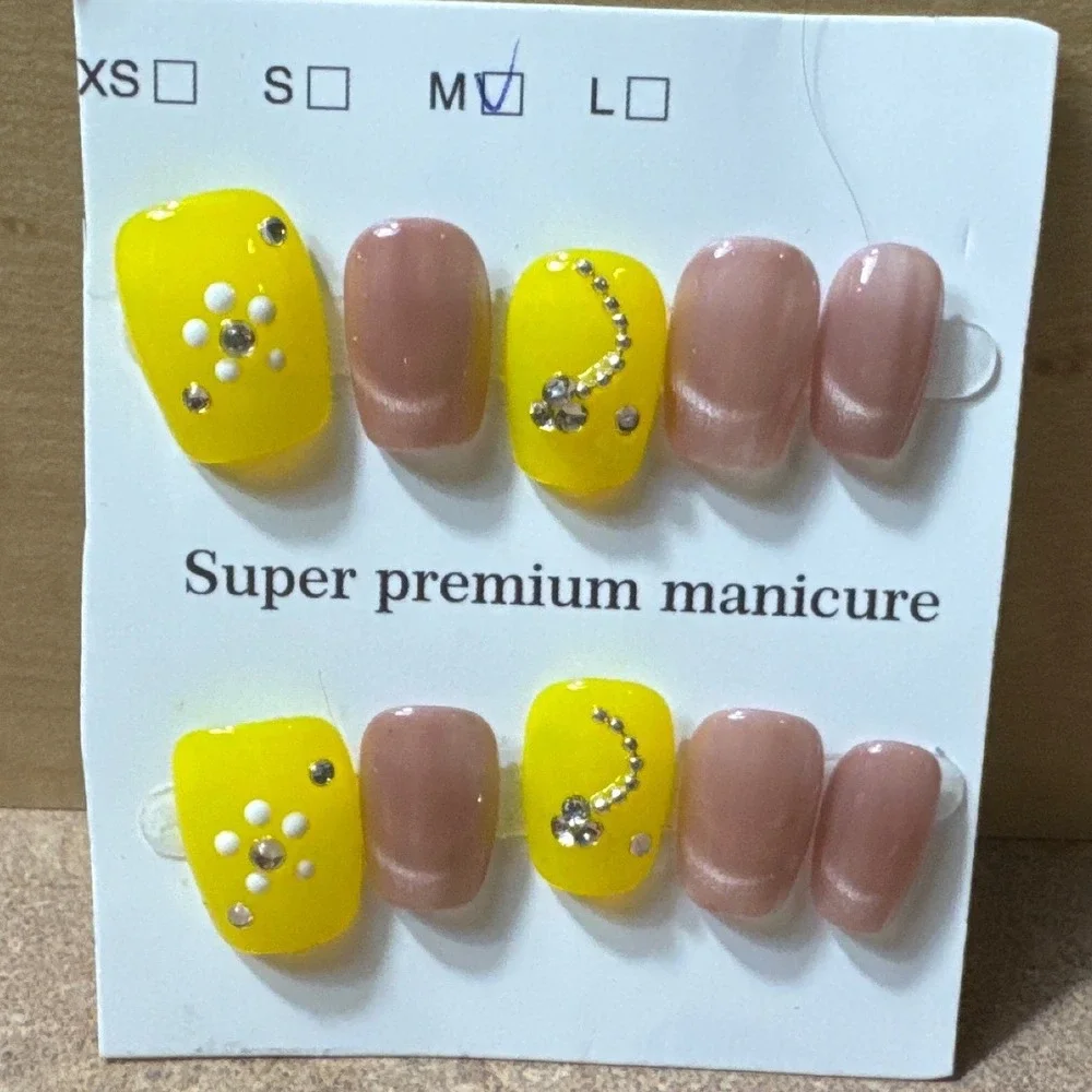 Press On Nails Yellow Pink‎ Rhinestone Floral Medium Size